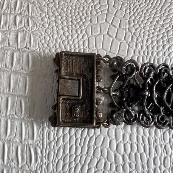 Vintage MX by Michael Morrison Enamel & Crystal Scrolled cherub Bracelet - Picture 9 of 9